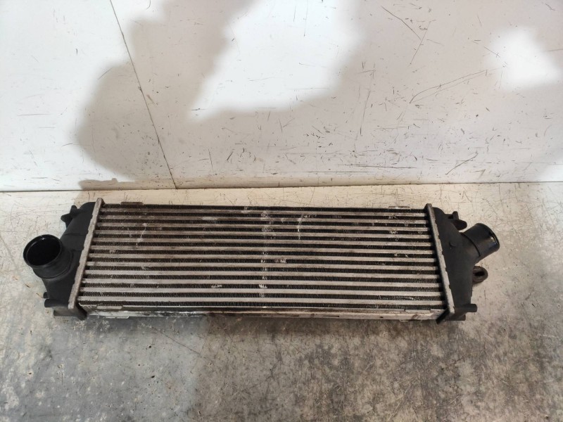 Recambio de intercooler para renault trafic combi (ab 4.01) 6 - plazas, acristalado parcial, combi corto referencia OEM IAM 8200