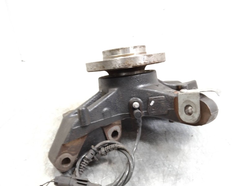 Recambio de mangueta delantera izquierda para volkswagen crafter caja cerrada referencia OEM IAM   