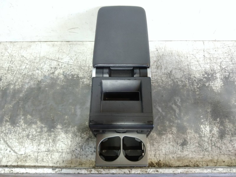 Recambio de apoyabrazos central para opel signum elegance referencia OEM IAM   