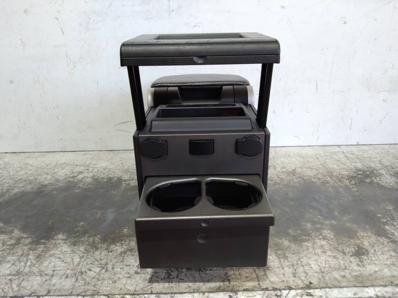 Recambio de apoyabrazos central para opel signum elegance referencia OEM IAM   