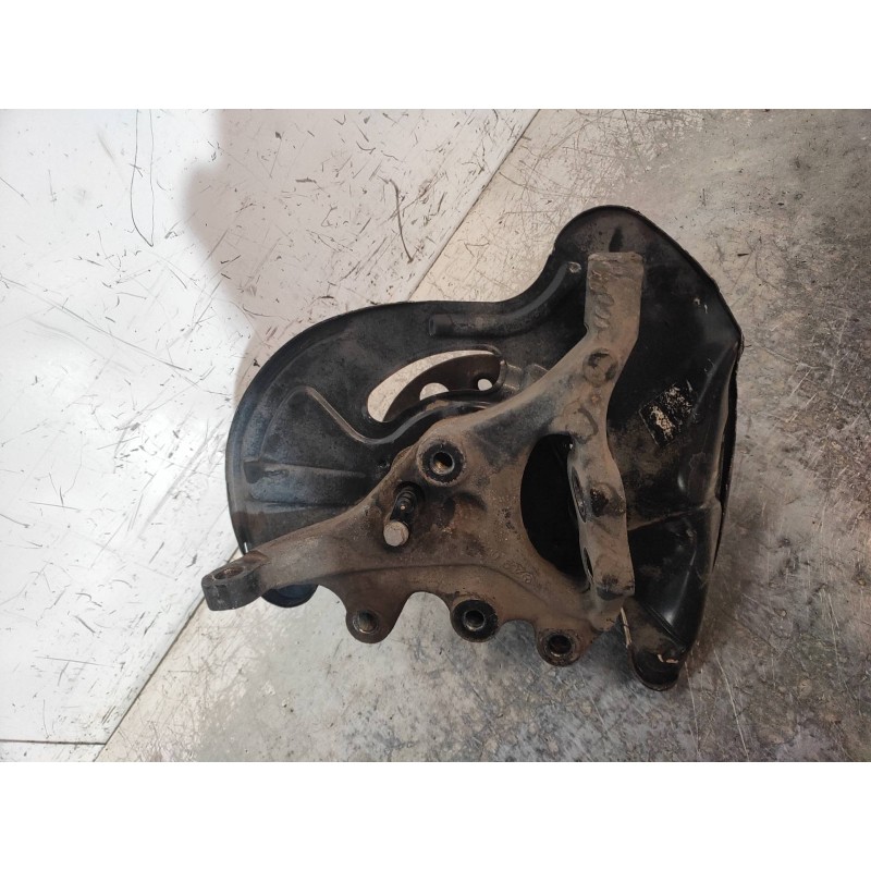 Recambio de mangueta delantera izquierda para mercedes clase c (w203) berlina 220 cdi (203.006) referencia OEM IAM   