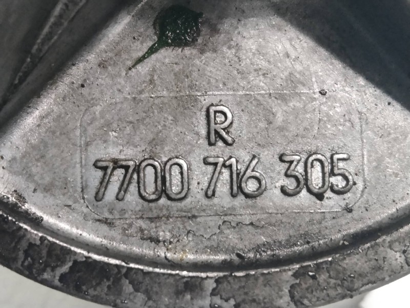 Recambio de depresor freno / bomba vacio para renault 11 1.6 gtd referencia OEM IAM 7700716305  