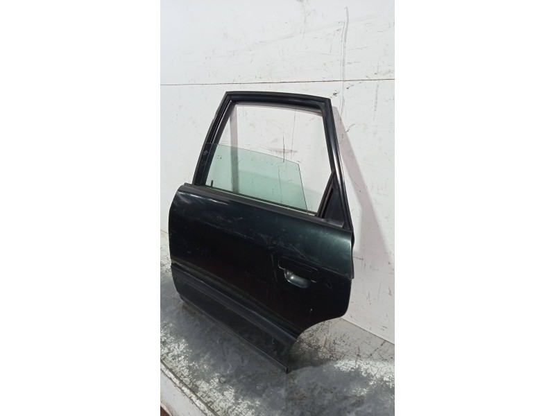Recambio de puerta trasera izquierda para audi 100 berlina (c4) básico referencia OEM IAM   4P