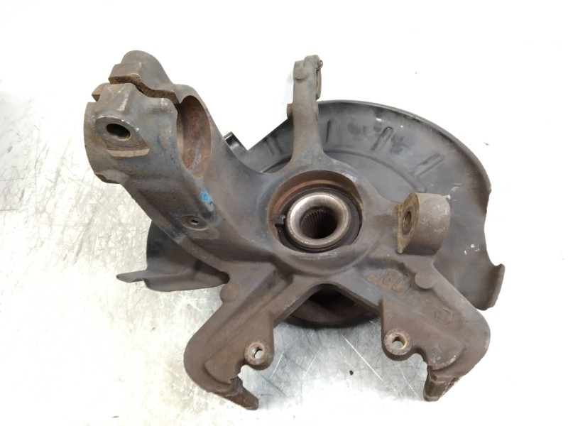 Recambio de mangueta delantera derecha para volkswagen fox (5z1) básico referencia OEM IAM   