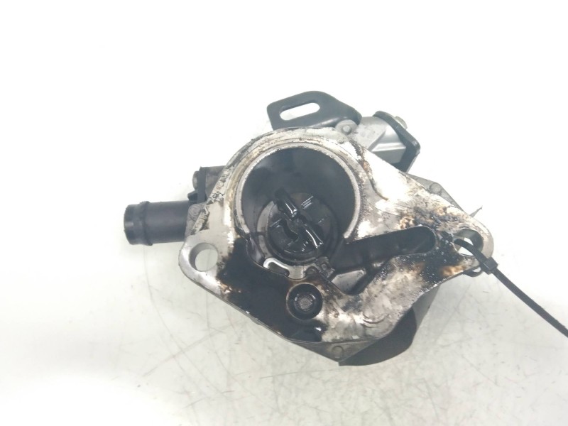 Recambio de depresor freno / bomba vacio para renault clio iii confort expression referencia OEM IAM 8201005306B  