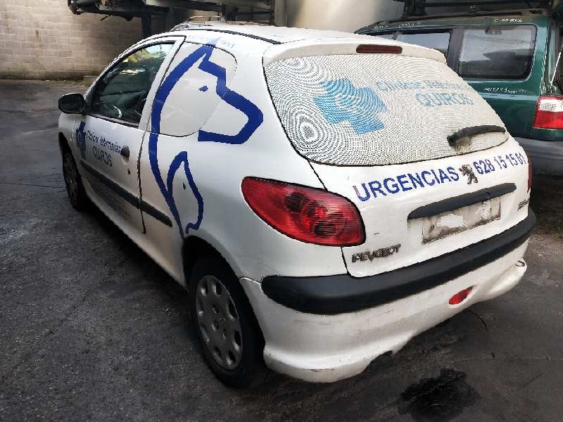 peugeot 206 berlina del año 2004