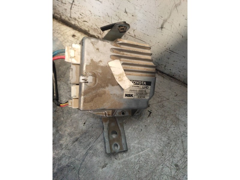Recambio de columna direccion para toyota corolla (e12) 2.0 d-4d linea luna berlina referencia OEM IAM 8965002010 4520002180 EAT