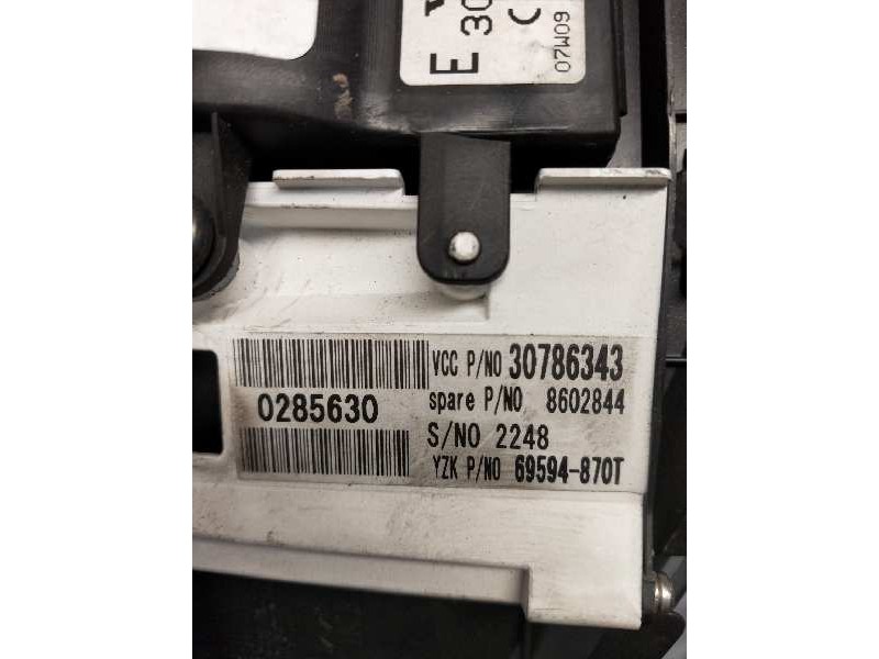 Recambio de cuadro instrumentos para volvo c30 2.0 16v cat referencia OEM IAM 30786343 69594870T 