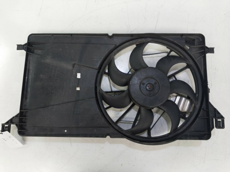 Recambio de electroventilador para volvo c30 2.0 16v cat referencia OEM IAM 3M5H8C607RH 0130307072 