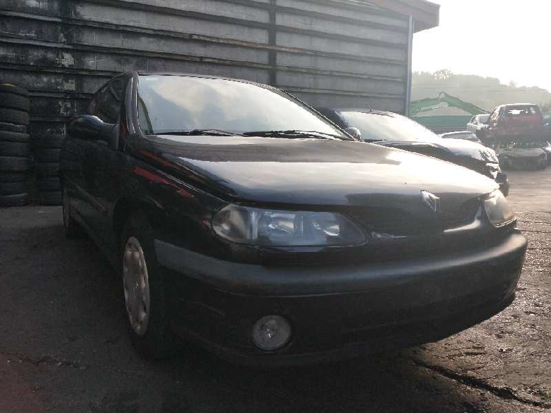 renault laguna (b56) del año 2000 renault laguna (b56) del año 2000