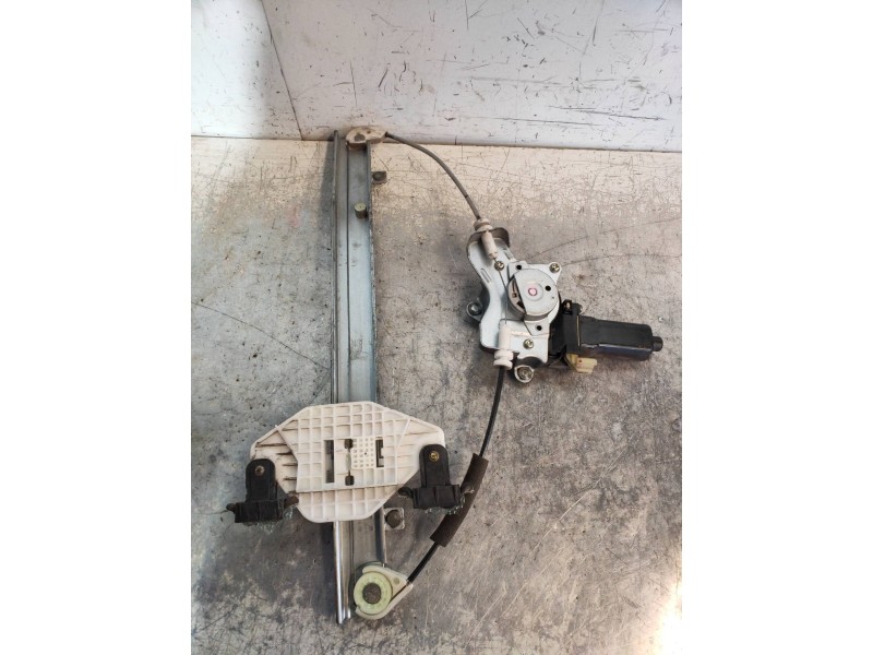 Recambio de elevalunas trasero izquierdo para hyundai sonata (y4) 2.0i 16v gls (2002) referencia OEM IAM   