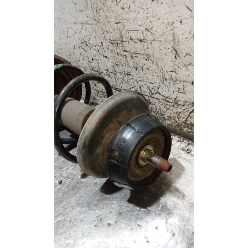 Recambio de amortiguador delantero izquierdo para renault kangoo (f/kc0) confort expression referencia OEM IAM 7700428438D  