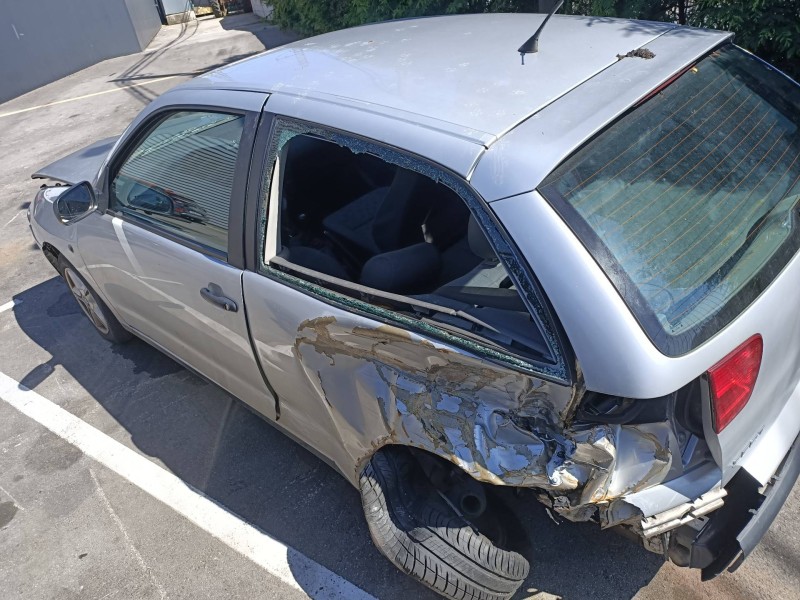 seat ibiza (6k1) del año 2000
