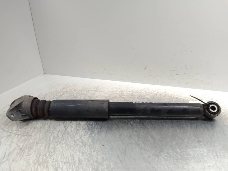 Recambio de amortiguador trasero para volkswagen passat berlina (3c2) highline referencia OEM IAM   