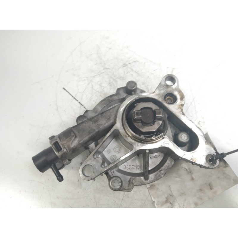 Recambio de depresor freno / bomba vacio para renault trafic combi (ab 4.01) passenger black edition referencia OEM IAM 14650257 Recambio de depresor freno / bomba vacio para renault trafic combi (ab 4.01) passenger black edition referencia OEM IAM 14650257