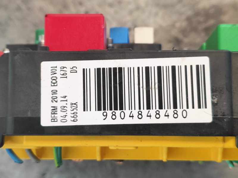 Recambio de caja reles / fusibles para citroen c4 cactus feel referencia OEM IAM 9804848480 BFRM2010 