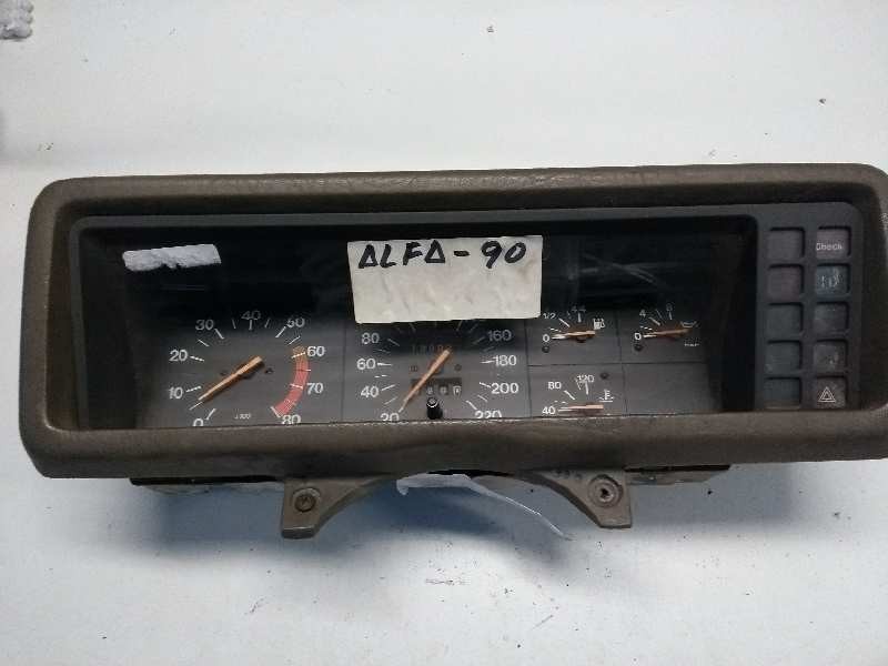 Recambio de cuadro instrumentos para alfa romeo 90 referencia OEM IAM    Recambio de cuadro instrumentos para alfa romeo 90 referencia OEM IAM