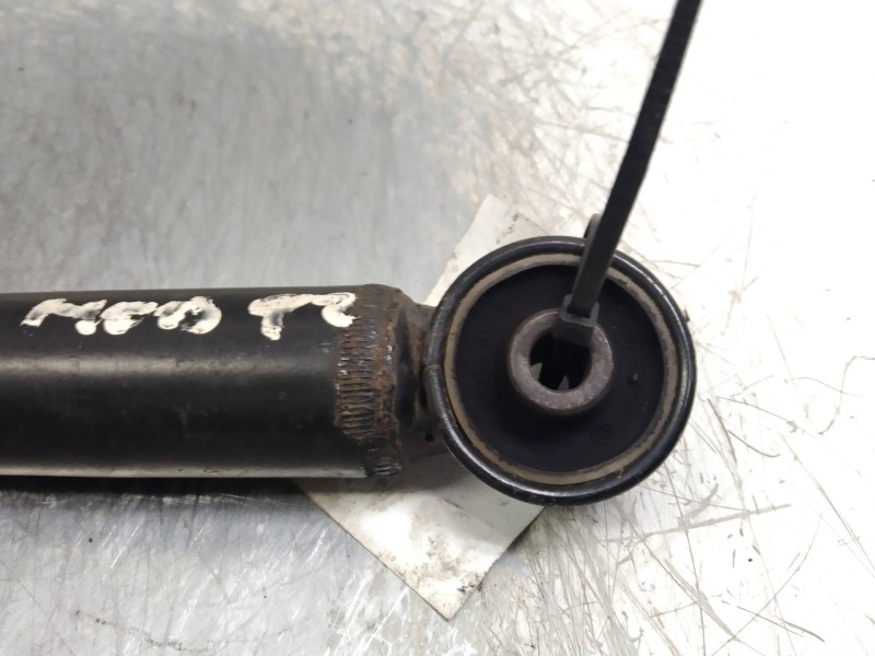 Recambio de amortiguador trasero para volkswagen polo (9n3) 1.4 16v referencia OEM IAM   