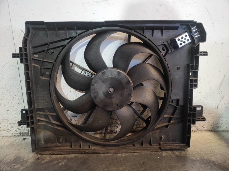 Recambio de electroventilador para renault captur life referencia OEM IAM 214818009R  