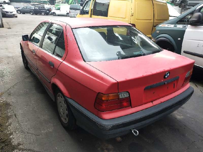 bmw serie 3 berlina (e36) del año 1993