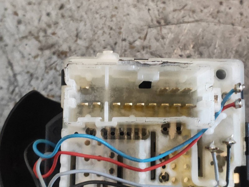 Recambio de mando limpia para renault captur life referencia OEM IAM 255676085R  