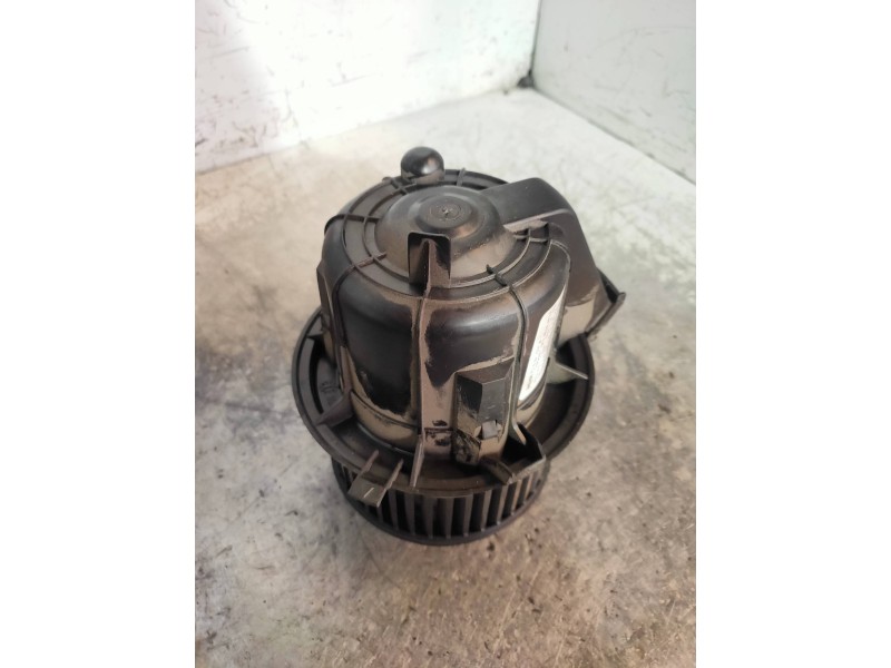 Recambio de motor calefaccion para citroen c4 cactus feel referencia OEM IAM T4054001  