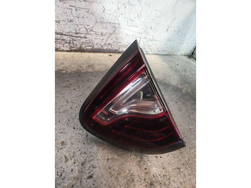 Recambio de piloto trasero derecho interior para renault captur life referencia OEM IAM 265508073R  