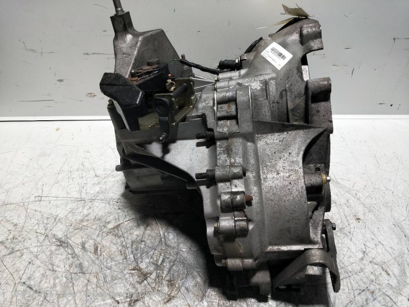 Recambio de caja cambios para jaguar x-type wagon 2.0 diesel cat referencia OEM IAM 4X4R7002AA T1GD2 090204 123104