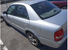 mazda 323 berl. f/s (bj) del año 2002 2