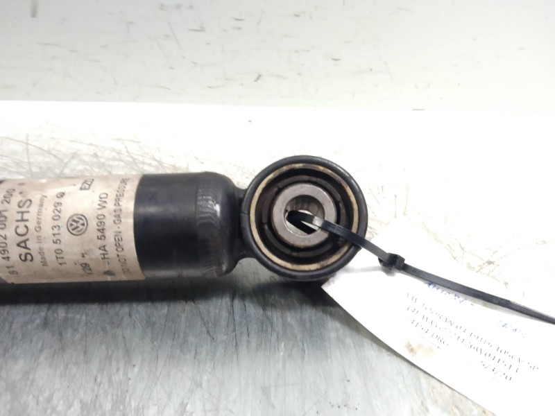 Recambio de amortiguador trasero para volkswagen touran (1t1) highline referencia OEM IAM 1T0513029Q  