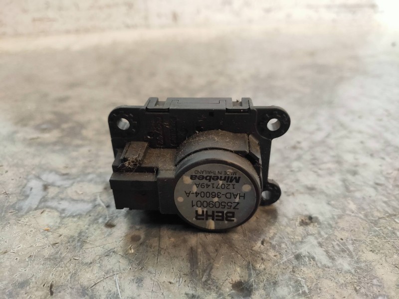 Recambio de motor apertura trampillas climatizador para citroen c4 cactus feel referencia OEM IAM Z5509001  