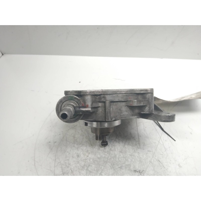 Recambio de depresor freno / bomba vacio para toyota corolla verso (r1) 2.2 turbodiesel cat referencia OEM IAM 26040618  