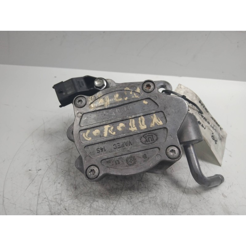 Recambio de depresor freno / bomba vacio para toyota corolla (e12) 1.4 d-4d luna compact referencia OEM IAM 01040518  