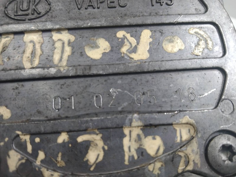 Recambio de depresor freno / bomba vacio para toyota corolla (e12) 1.4 d-4d luna compact referencia OEM IAM 01040518  