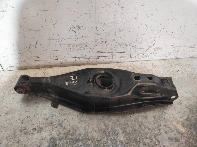 Recambio de brazo suspension inferior trasero izquierdo para mercedes clase c (w203) berlina 220 cdi (203.006) referencia OEM IA