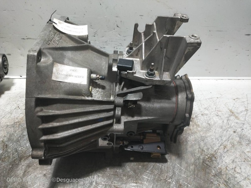 Recambio de caja cambios para ford fiesta berlina 1.3 cat (endura-e) referencia OEM IAM 96WTAB FOB 6G08C 