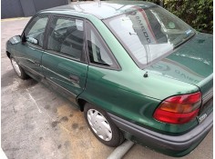 opel astra f berlina del año 1995 2