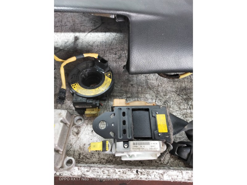 Recambio de kit airbag para toyota corolla (e12) 1.4 d-4d luna compact referencia OEM IAM   