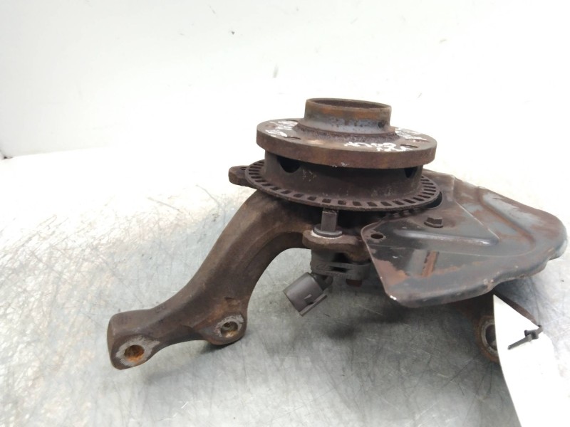 Recambio de mangueta delantera derecha para volkswagen golf iii cabrio (1e7) 2.0 referencia OEM IAM   