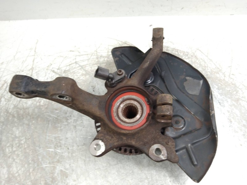 Recambio de mangueta delantera derecha para volkswagen golf iii cabrio (1e7) 2.0 referencia OEM IAM   