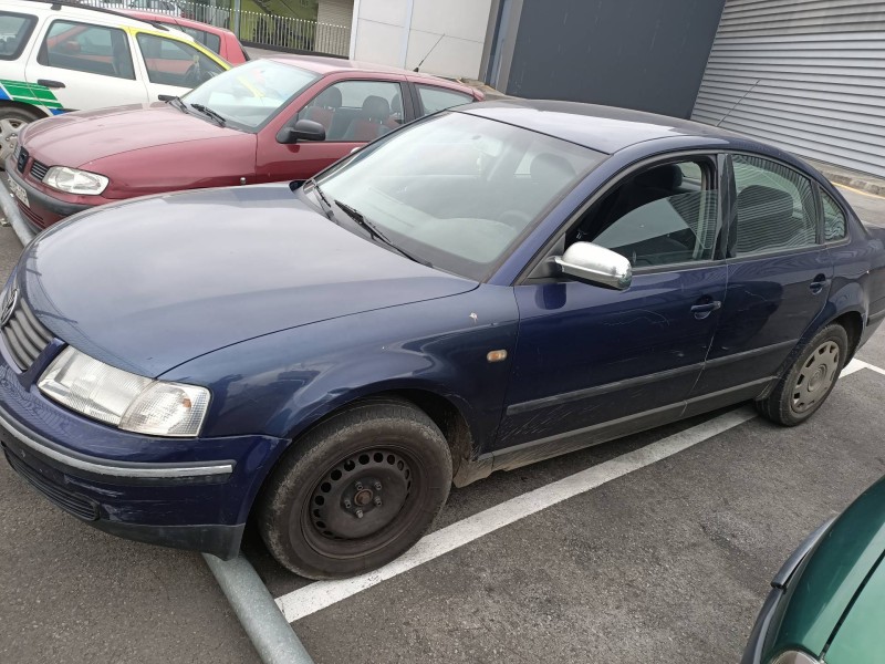 volkswagen passat berlina (3b2) del año 2000