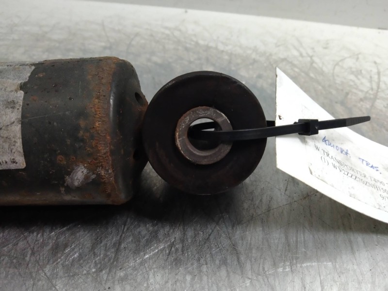 Recambio de amortiguador trasero para volkswagen t4 transporter/furgoneta (mod. 1991) 2.4 diesel referencia OEM IAM   