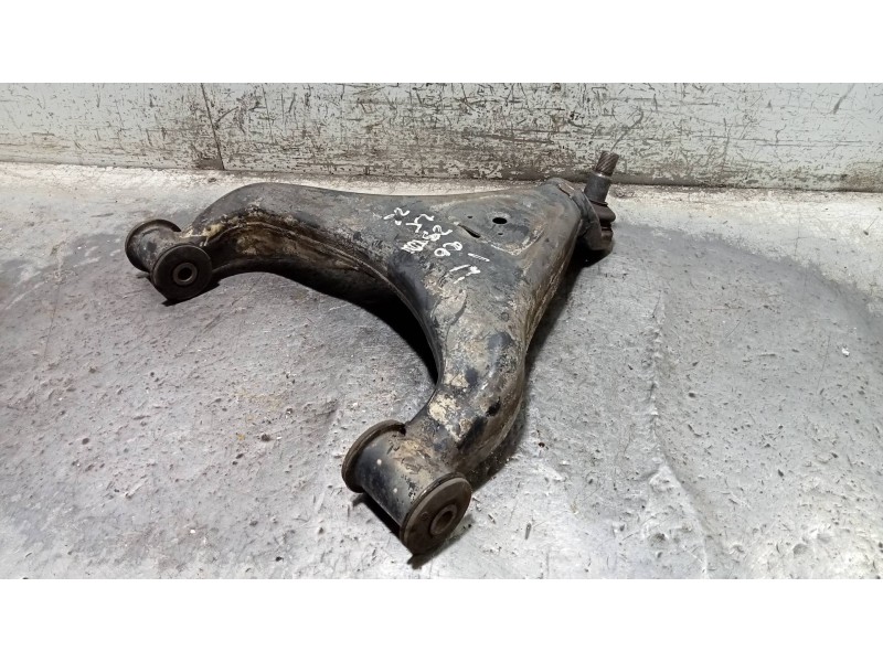 Recambio de brazo suspension inferior delantero izquierdo para volkswagen lt caja cerrada / combi (mod. 1997) 2.5 tdi referencia