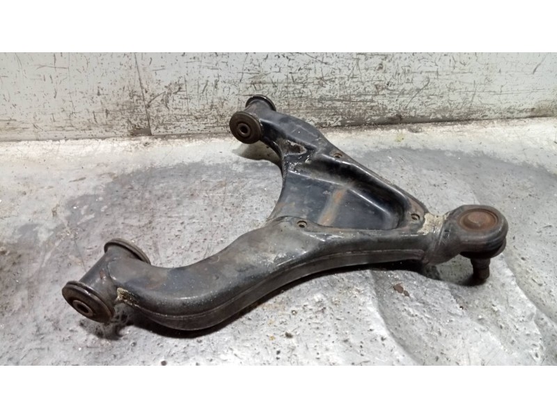 Recambio de brazo suspension inferior delantero izquierdo para volkswagen lt caja cerrada / combi (mod. 1997) 2.5 tdi referencia