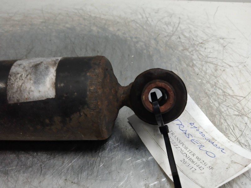 Recambio de amortiguador trasero para volkswagen t4 transporter/furgoneta (mod. 1991) 2.5 referencia OEM IAM   