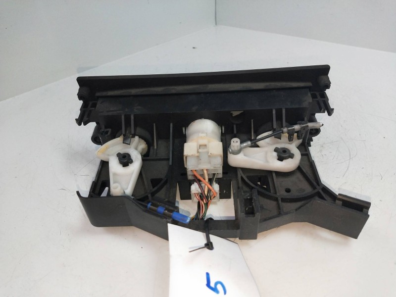Recambio de mando calefaccion / aire acondicionado para mitsubishi space star (dg0) 1900 di-d avance referencia OEM IAM   