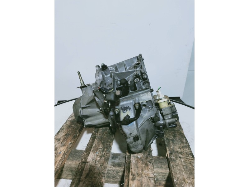 Recambio de caja cambios para peugeot partner (s1) break referencia OEM IAM 20TA74 1325184A 