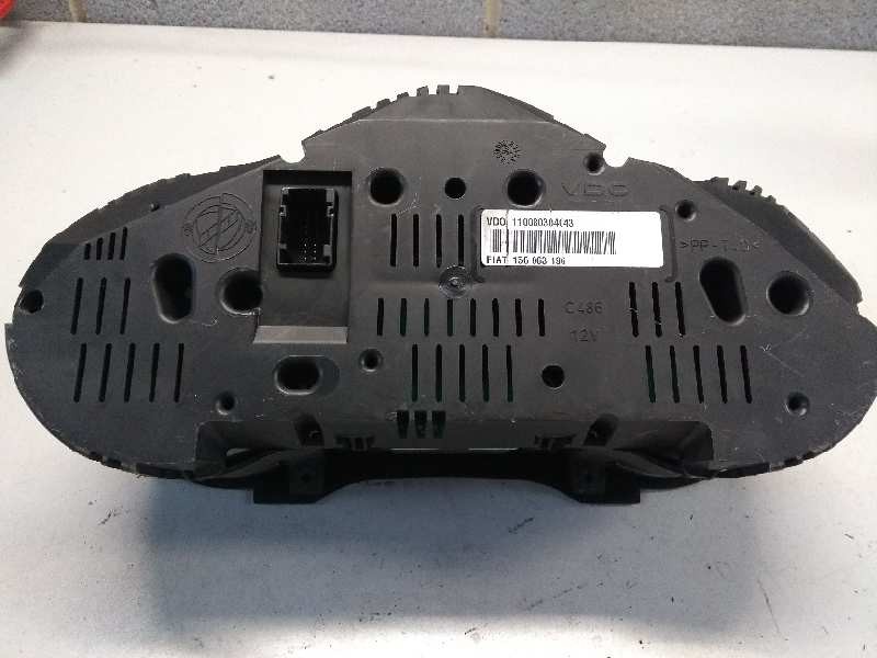 Recambio de cuadro instrumentos para alfa romeo 147 (190) 1.6 16v cat referencia OEM IAM 156063196 110080304043 