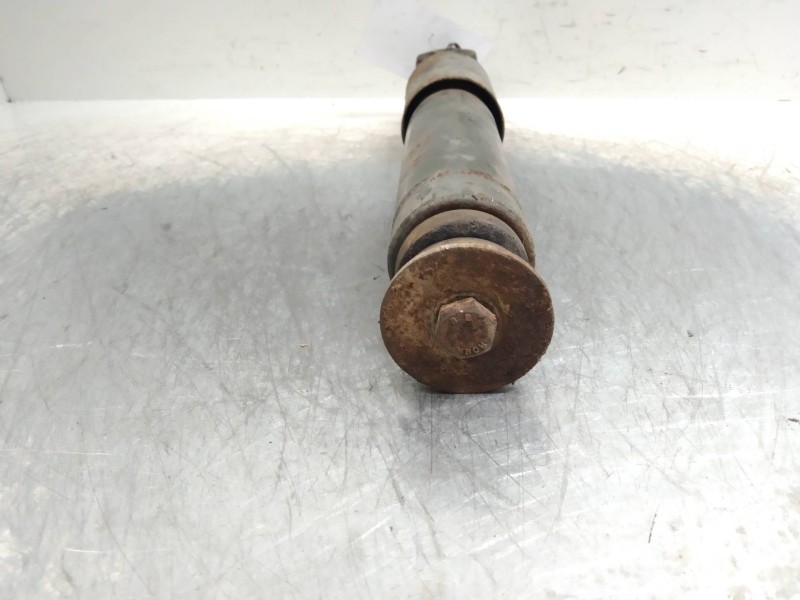 Recambio de amortiguador trasero para volkswagen t4 bus (mod. 1991) caravelle referencia OEM IAM   