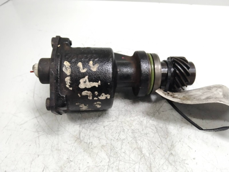 Recambio de depresor freno / bomba vacio para volkswagen golf iii berlina (1h1) 1.9 tdi referencia OEM IAM 028207A  
